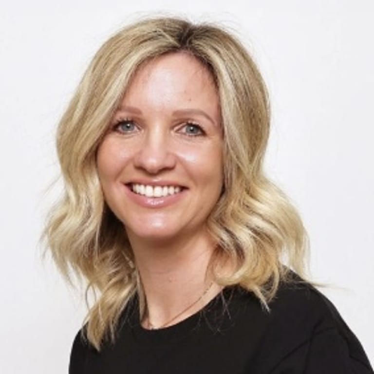 Vicky Huxford (UK)